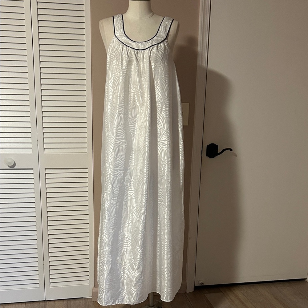 Vintage Mart McFadden white jacquard maxi slip size M